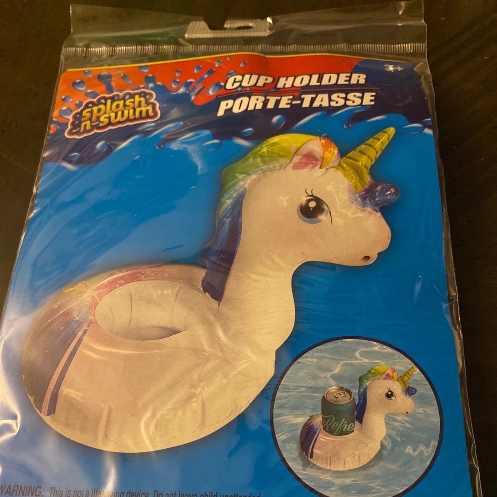 Pool cup holder unicorn